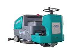 上?？屏Φ埋{駛式洗地機(jī)SA3-705/125