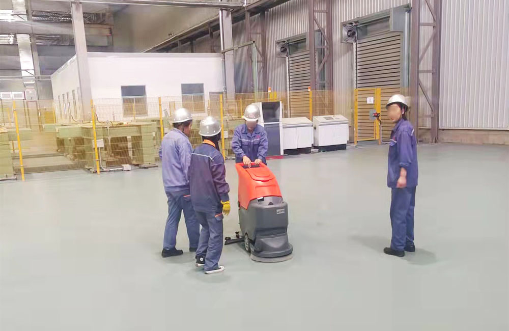 上海勝敏洗地機首次保養(yǎng)應(yīng)該注意什么